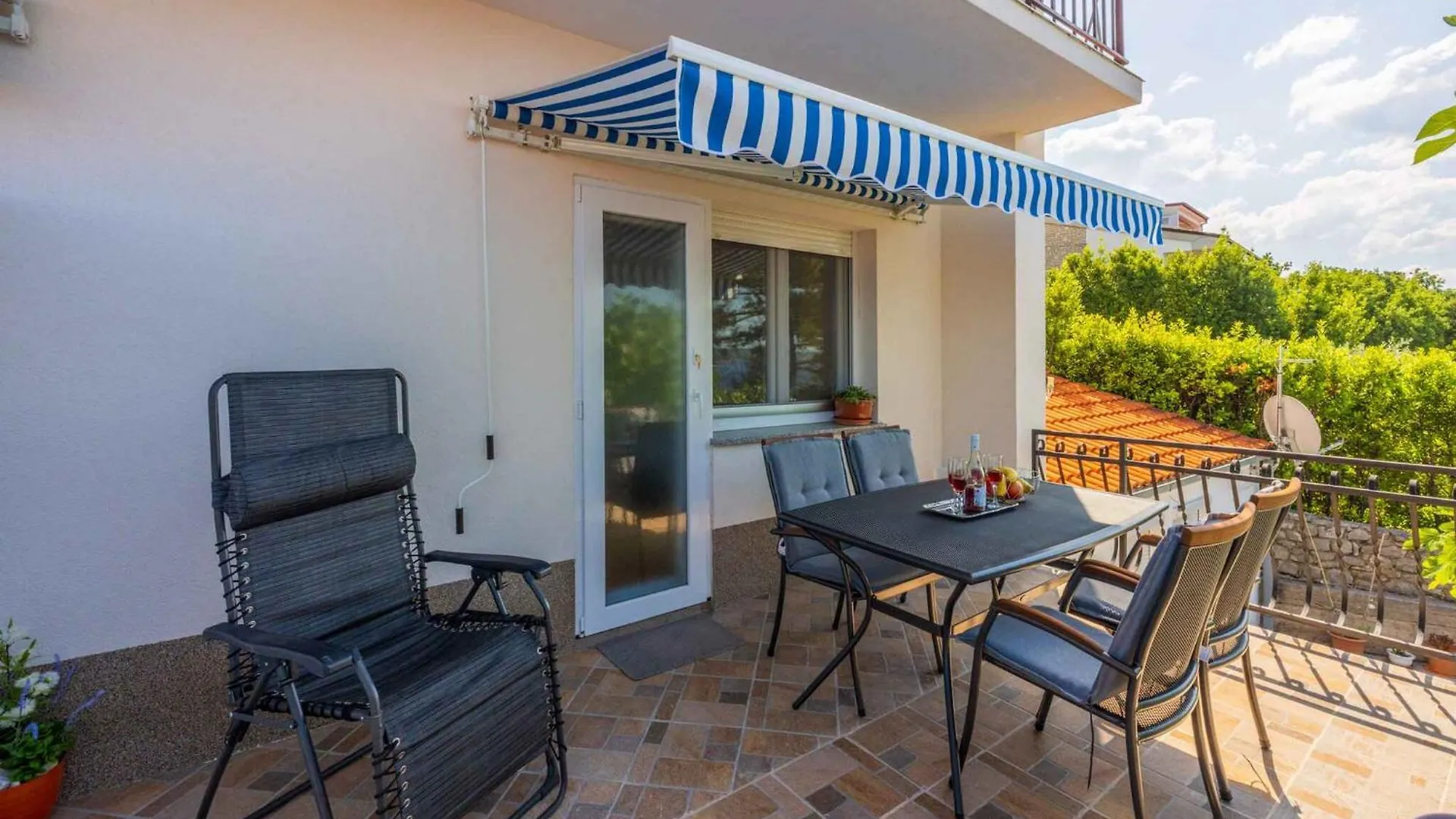 Apartment In Dramalj 45033 Croatia